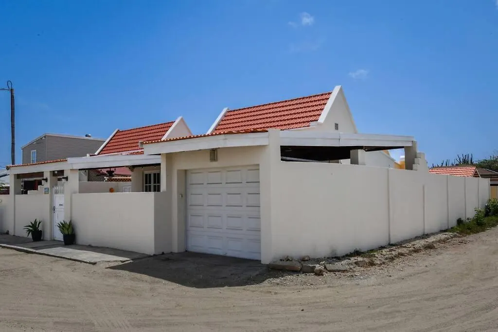 Villa Pos Abao Palm Beach Aruba