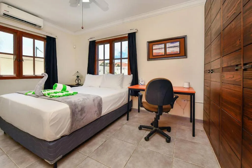Prázdninový dům Villa Pos Abao Palm Beach