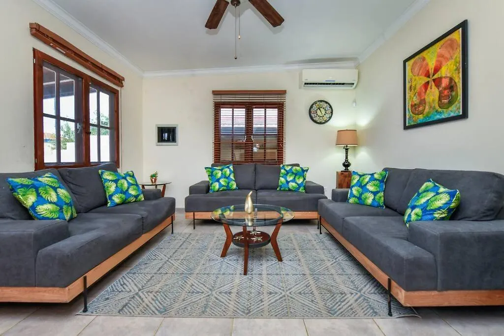 Villa Pos Abao Palm Beach
